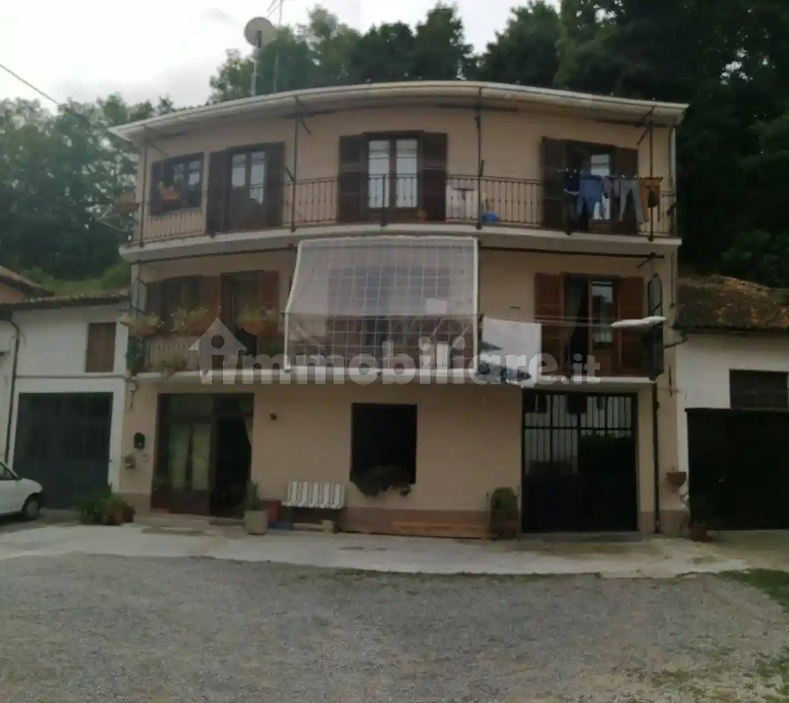 Palazzo - Edificio in vendita a Ceva