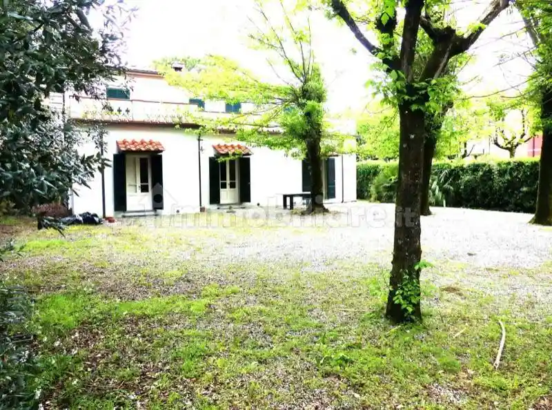 Villa in affitto a Forte dei Marmi