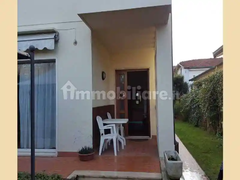 Villetta a schiera in vendita a Forte dei Marmi