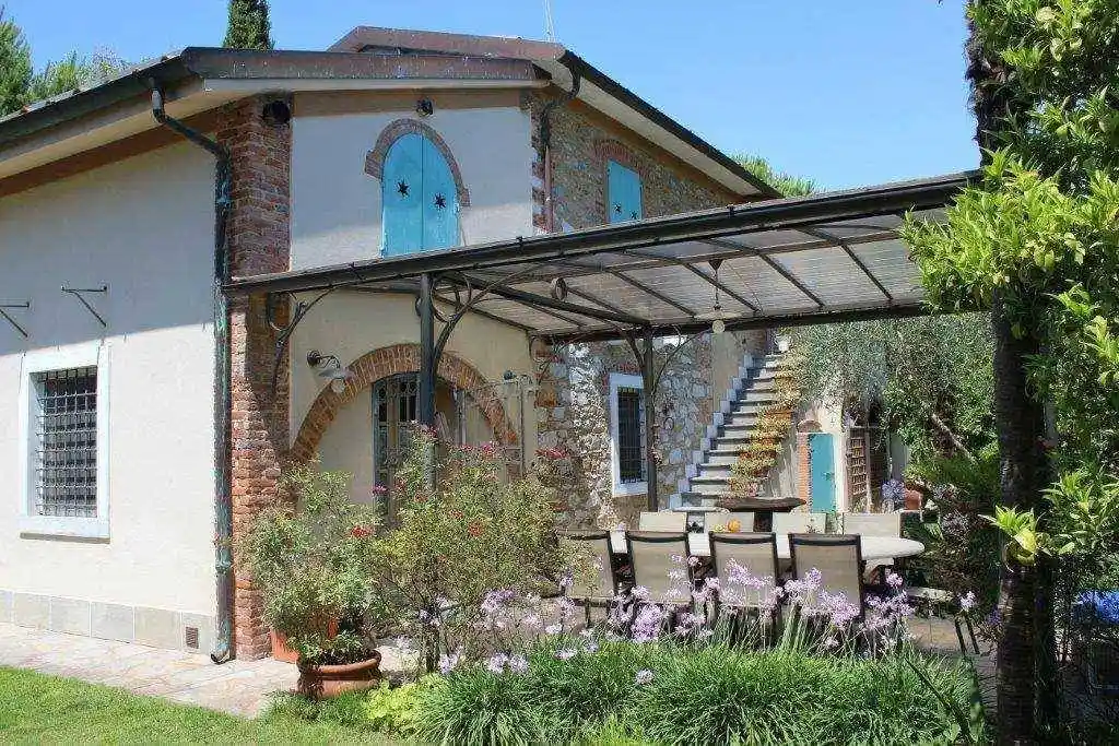 Villa in vendita a Pietrasanta