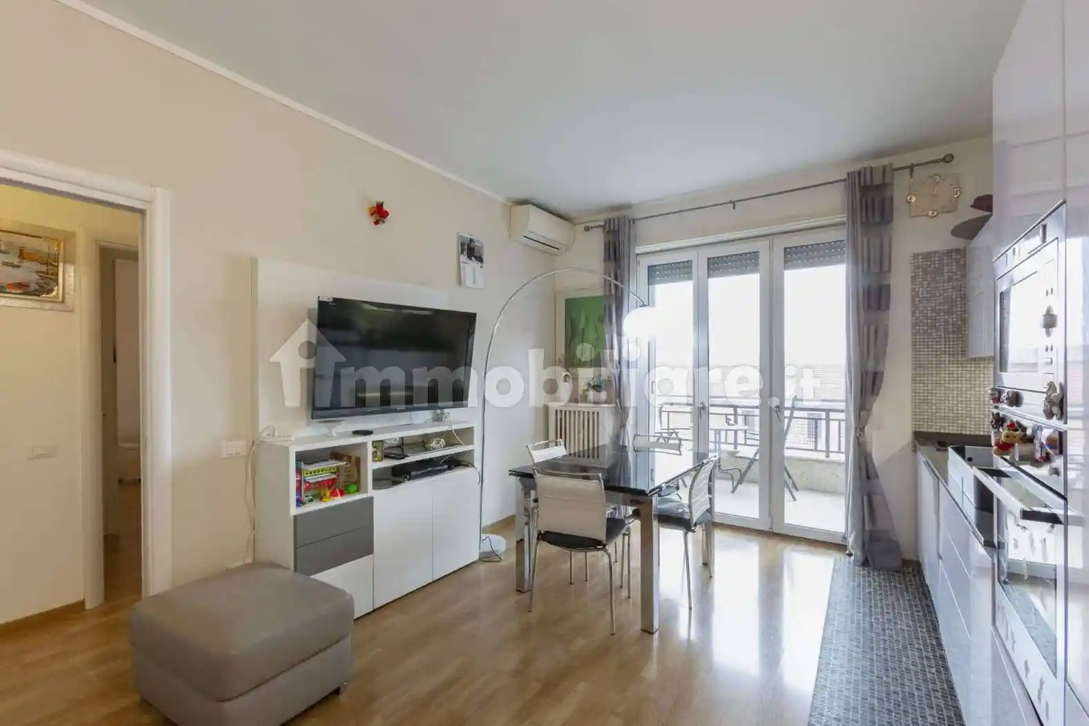 Trilocale via Andrea Costa 21, Pasteur, Milano - foto 3