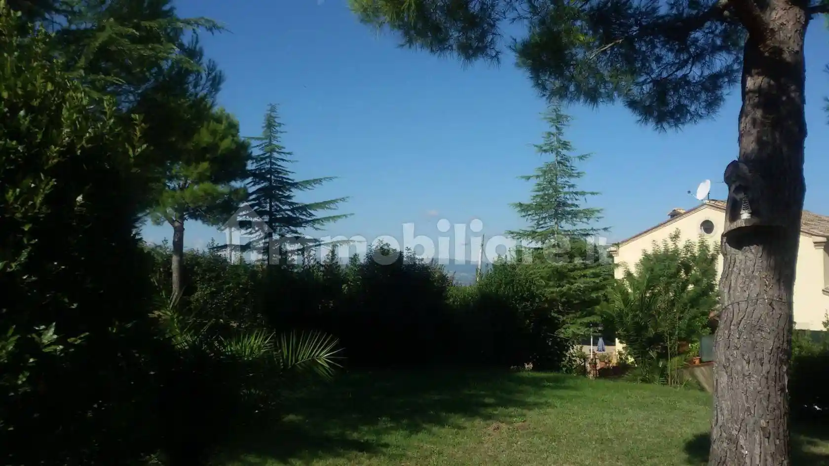 Villa in vendita a Macerata