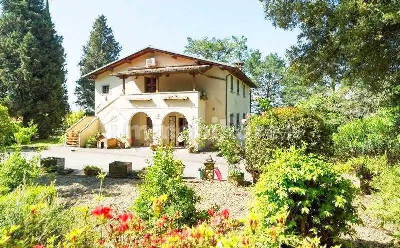 Villa in vendita a Capannori