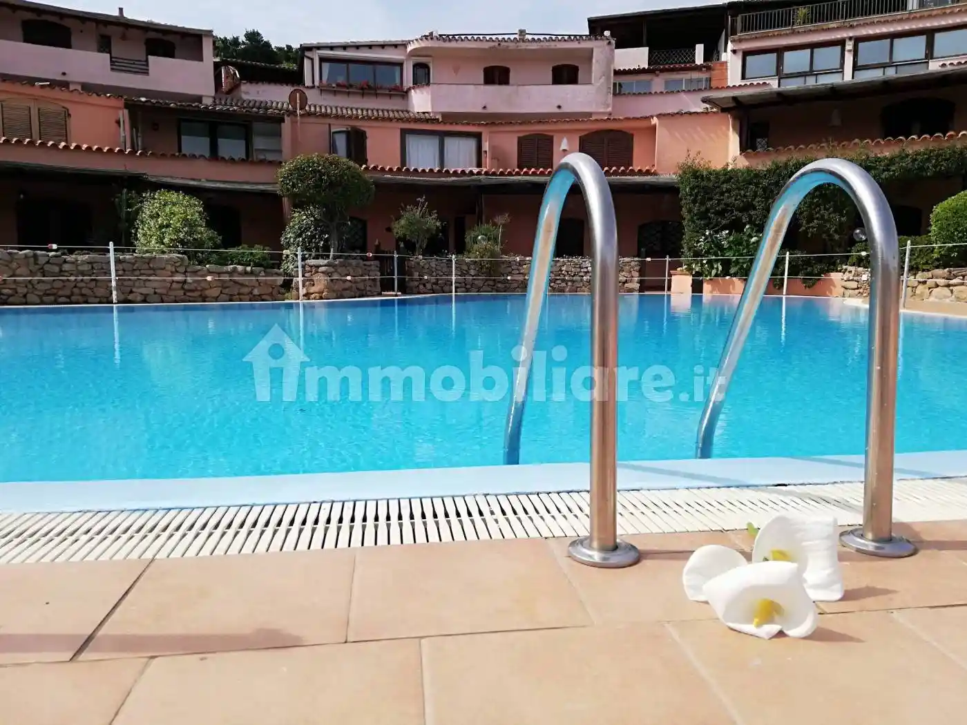 Appartamento in vendita a Arzachena