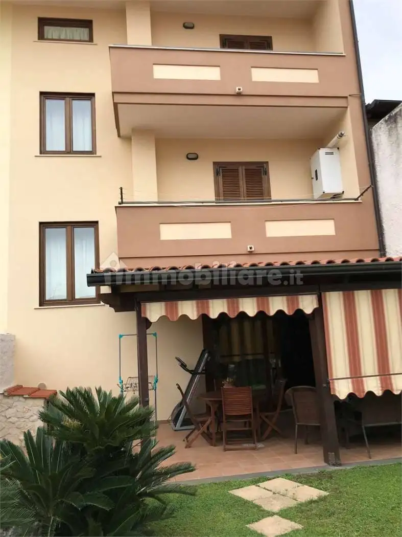 Villa in vendita a Mondragone