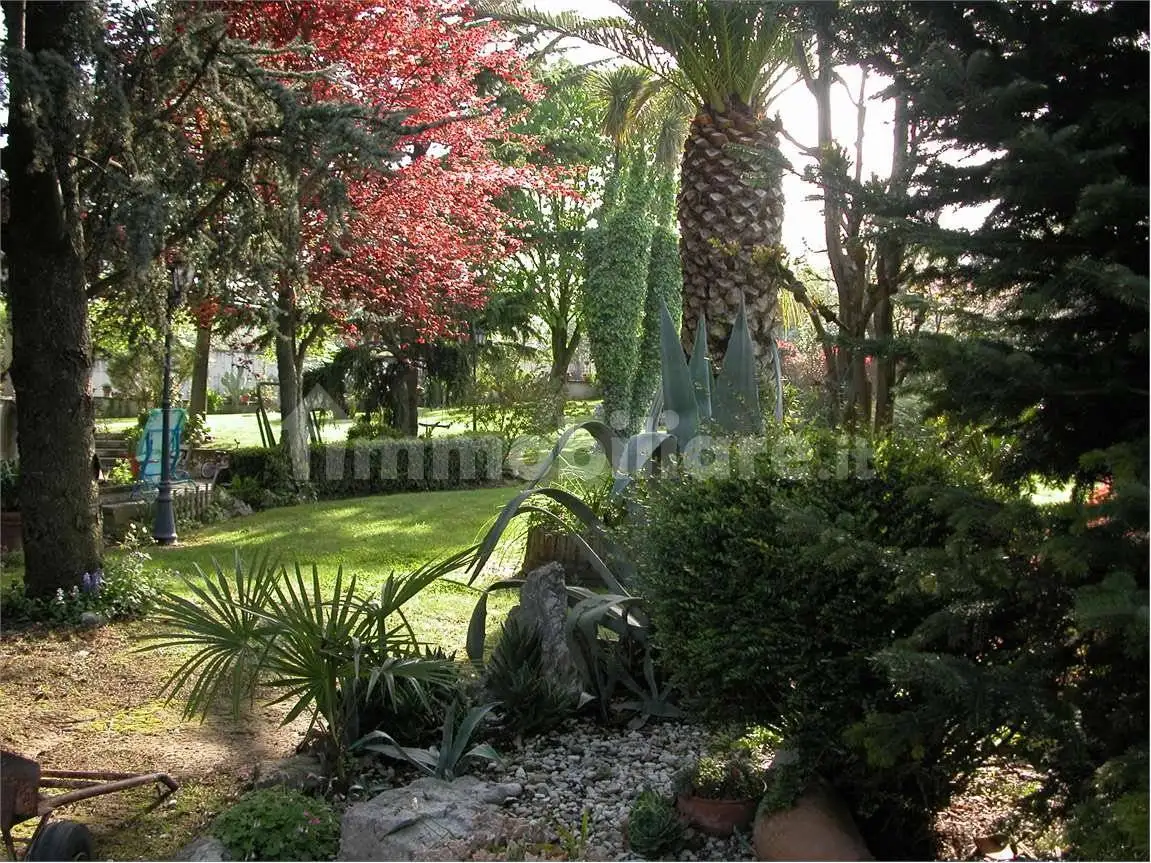 Villa in vendita a Sant'Agata de' Goti