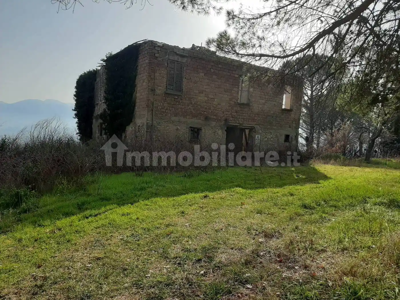 Rustico - Casale in vendita a Spoleto