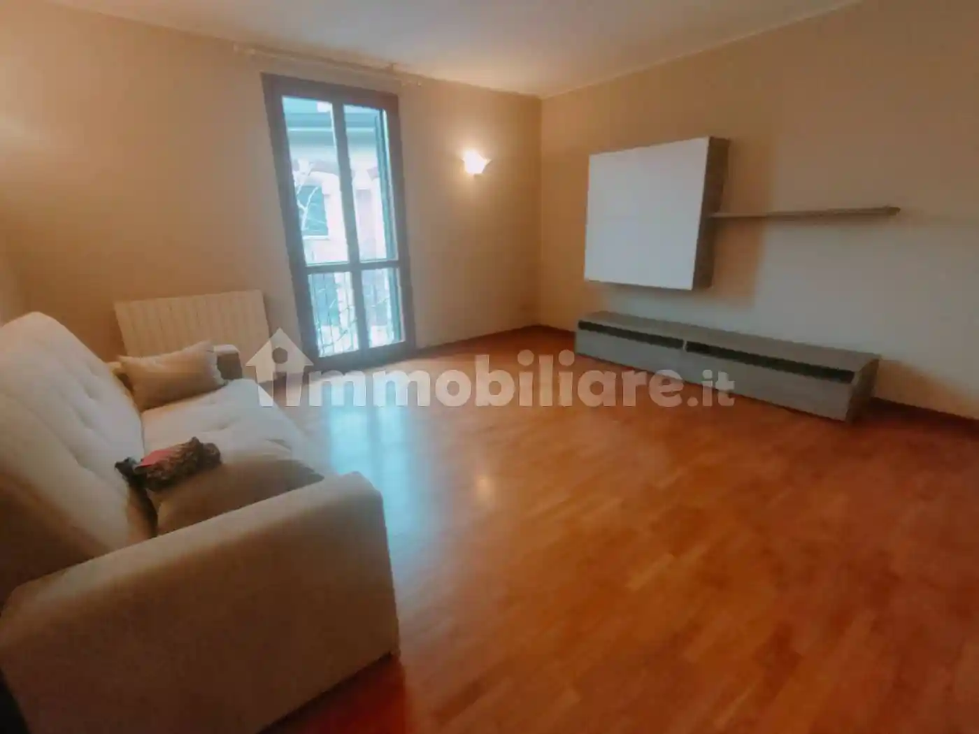 Appartamento in affitto a Arcore