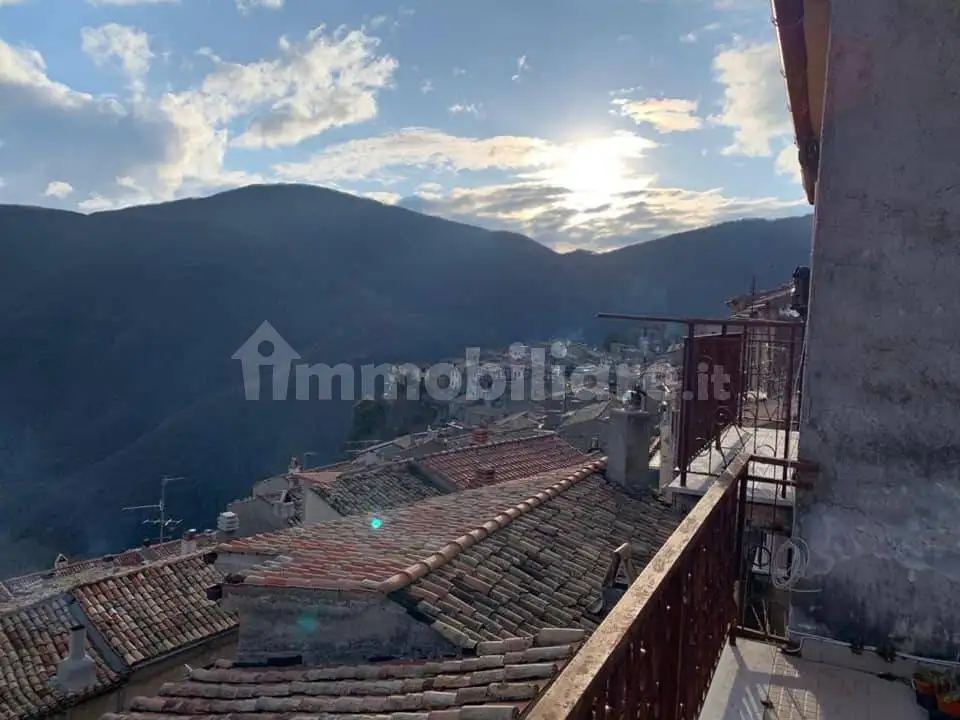 Appartamento in vendita a Jenne