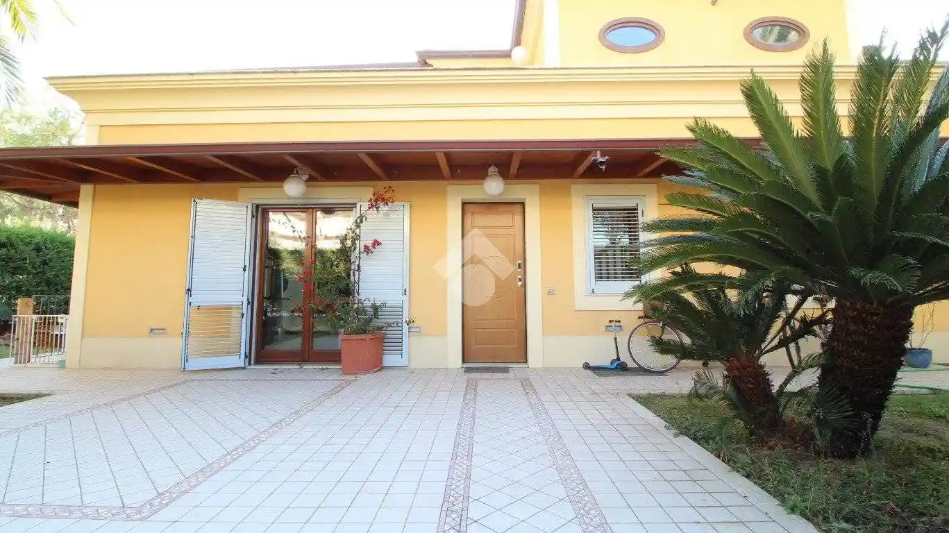 Villa in vendita a San Benedetto del Tronto