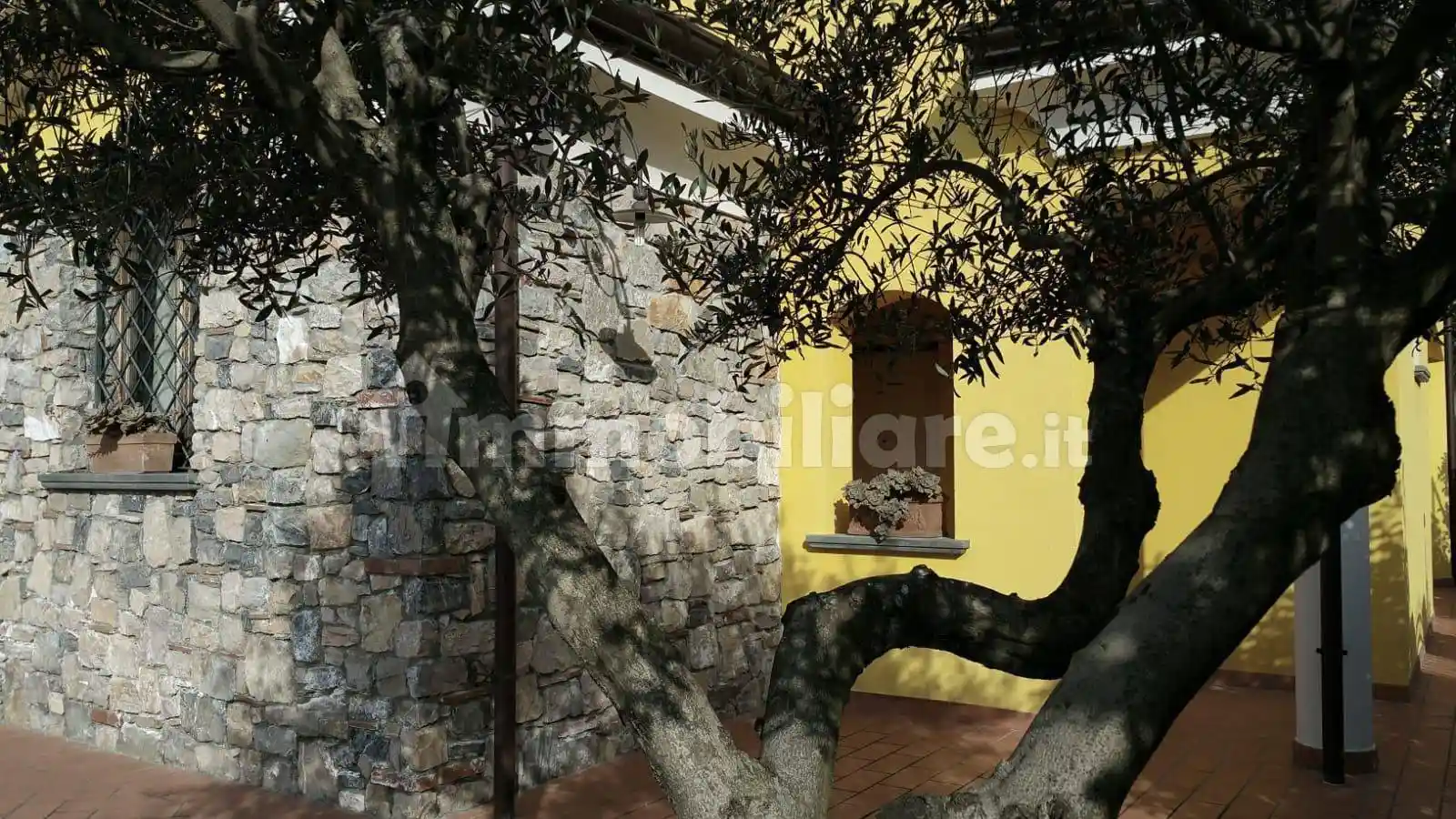 Villa in vendita a La Spezia