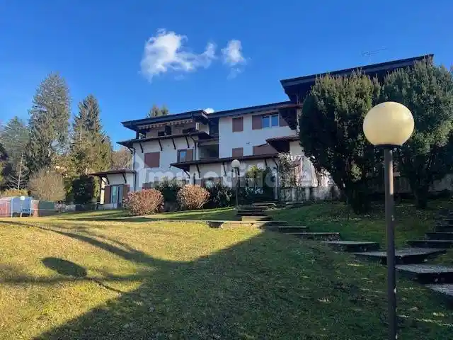 Appartamento in vendita a Valganna