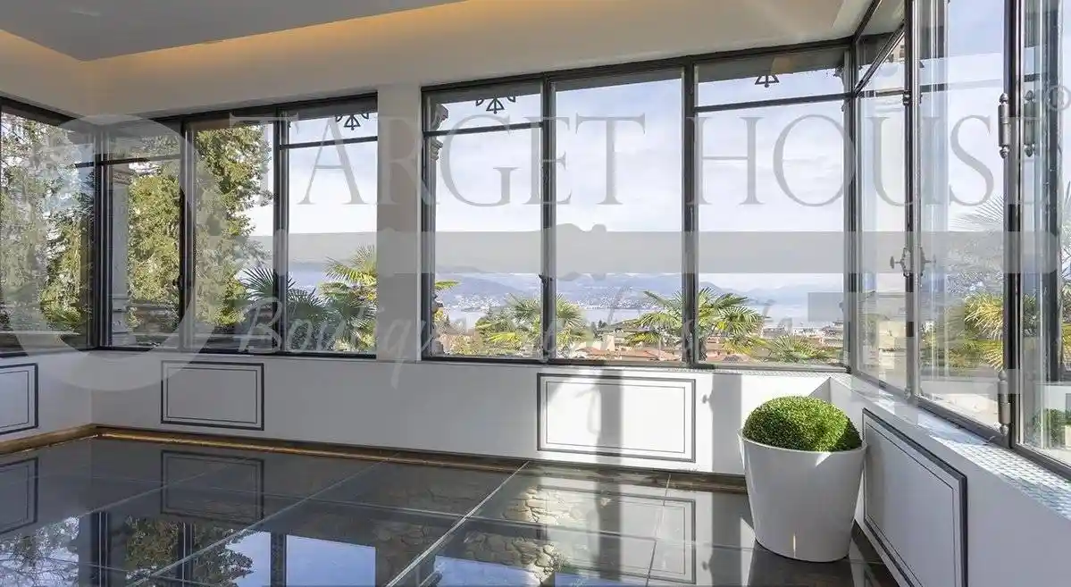 Villa in vendita a Stresa