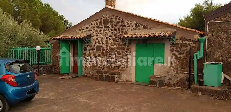 Rustico - Casale in vendita a Adrano