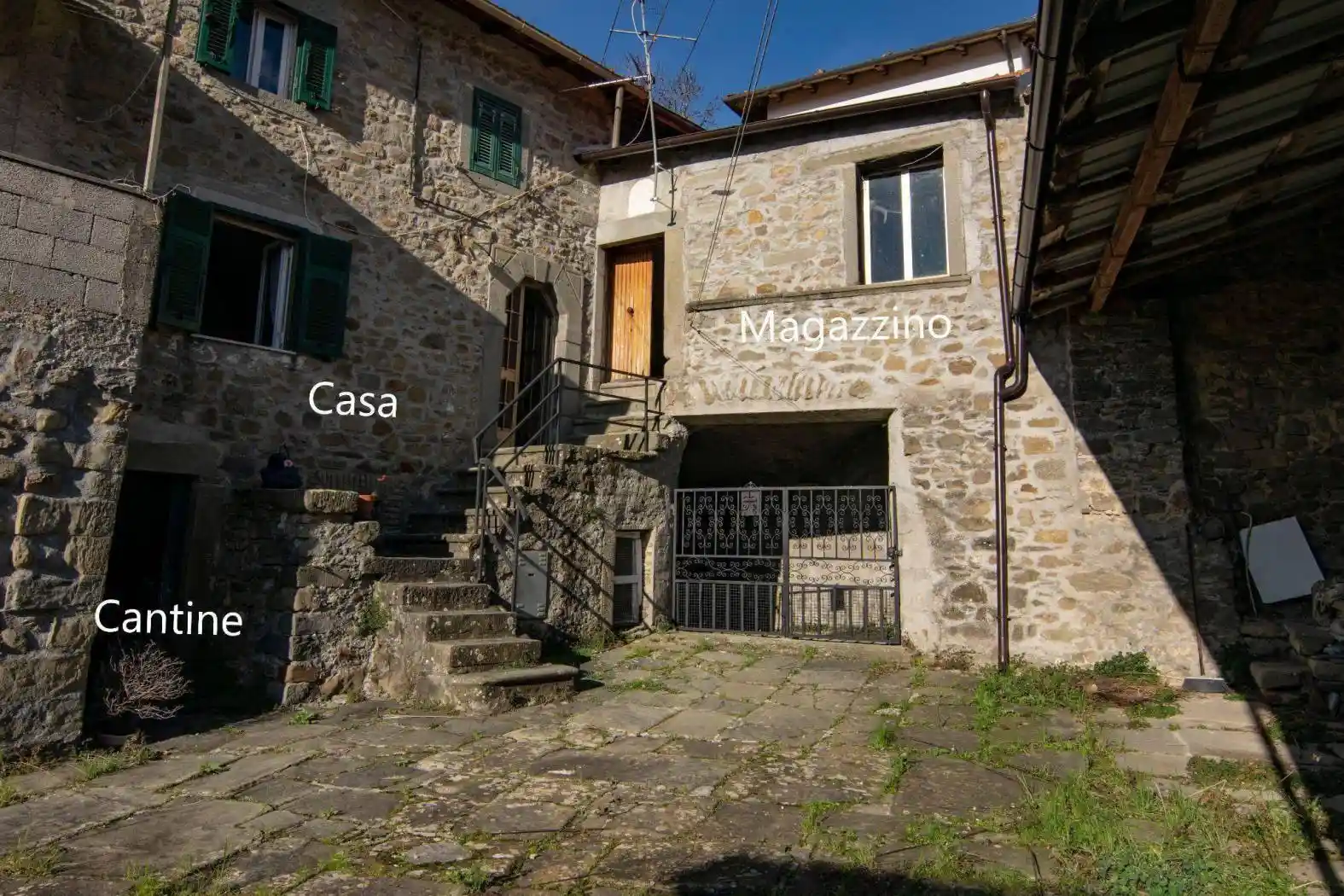 Palazzo - Edificio in vendita a Casola in Lunigiana