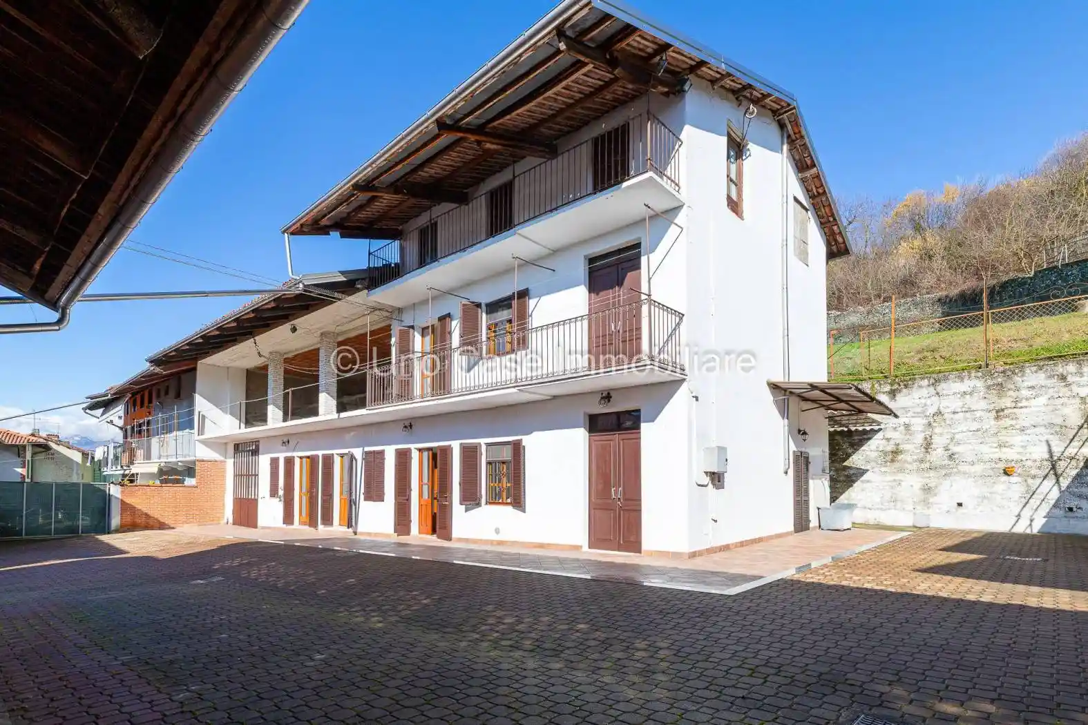 Casa indipendente in affitto a Albiano d'Ivrea