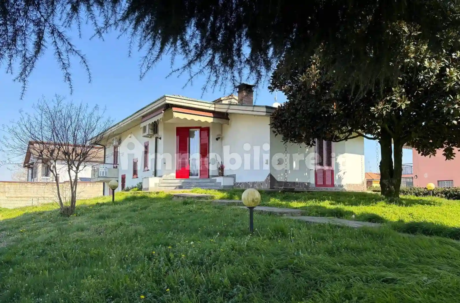 Villa - foto 2