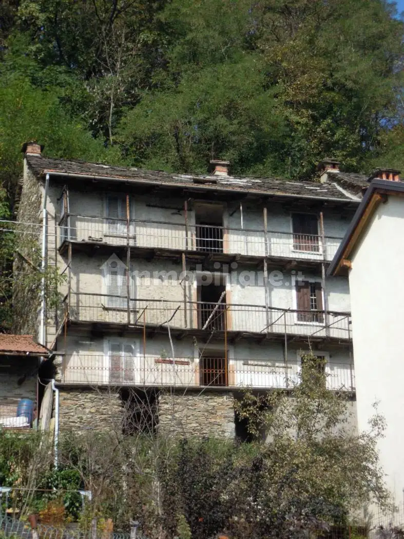 Rustico - Casale in vendita a Cossogno