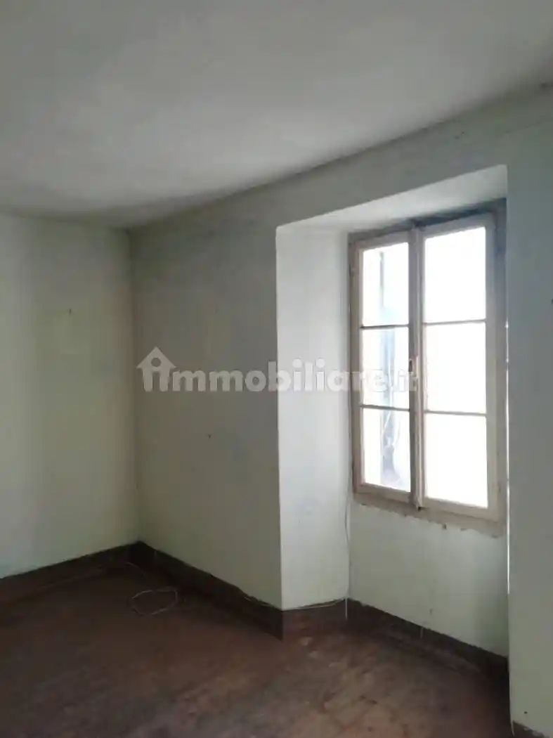 Casale via Umberto I, Centro, Cossogno - foto 3