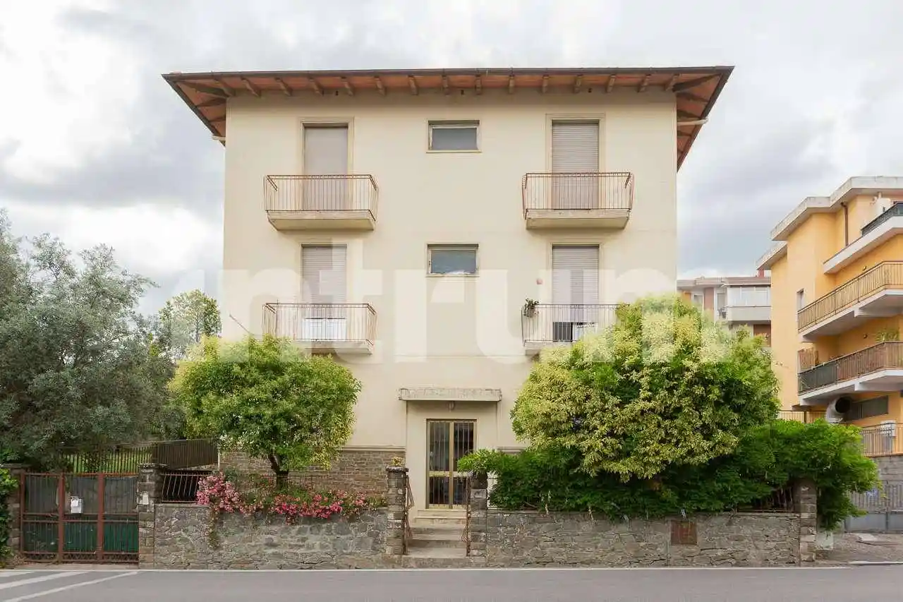 Appartamento in vendita a Reggello