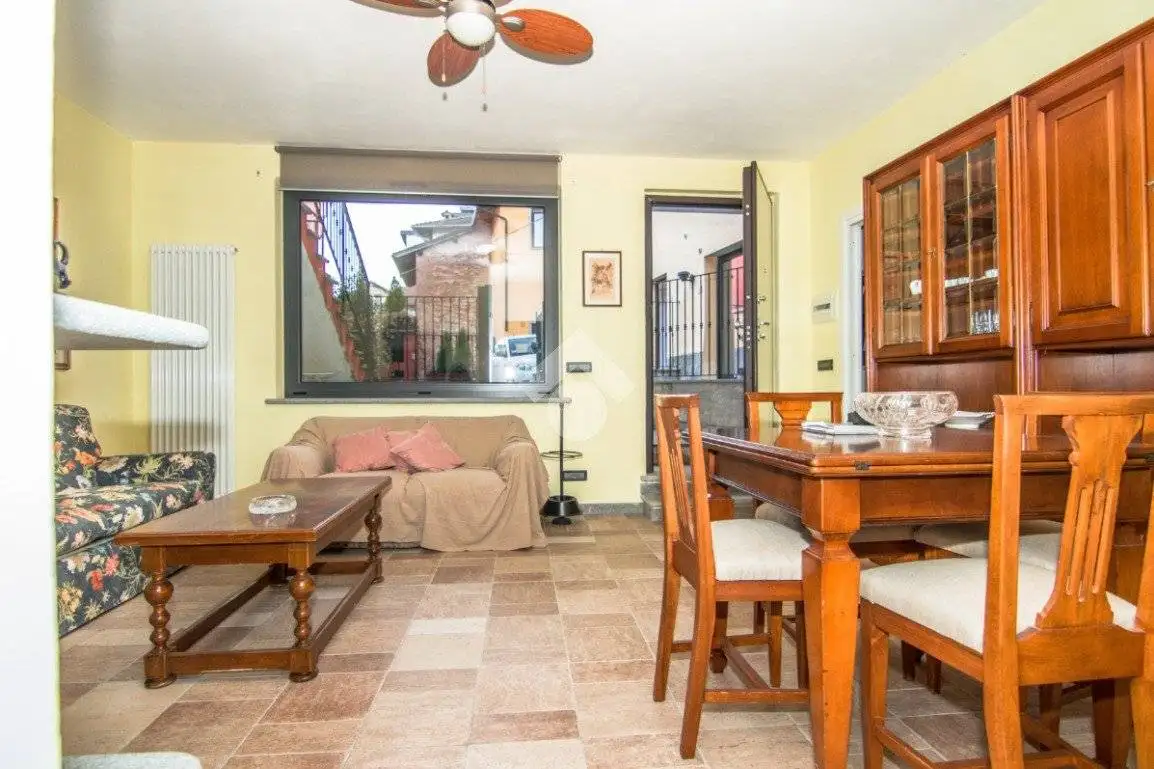 Appartamento in vendita a Tassarolo