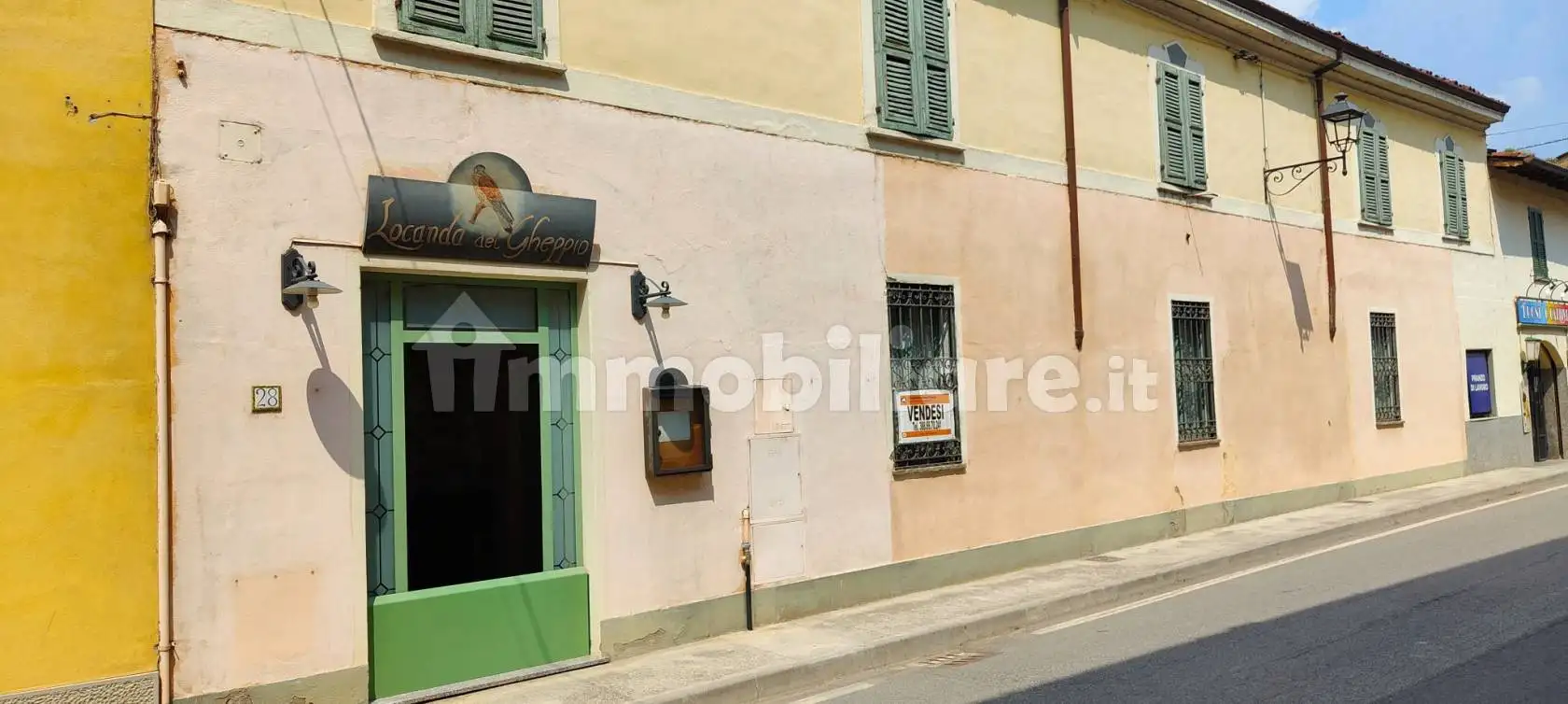 Palazzo - Edificio in vendita a Scandolara Ripa d'Oglio