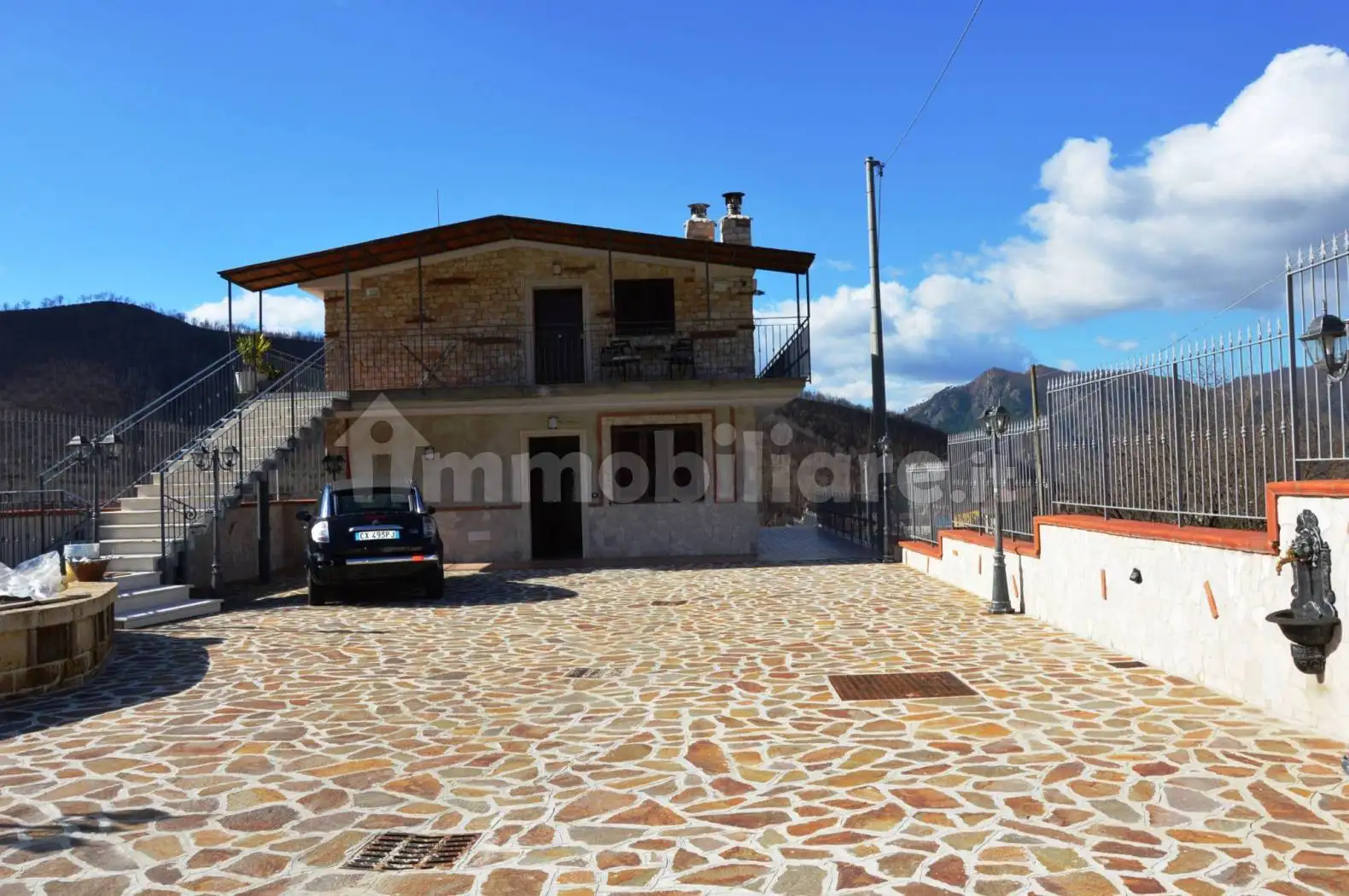 Villa in affitto a Baronissi