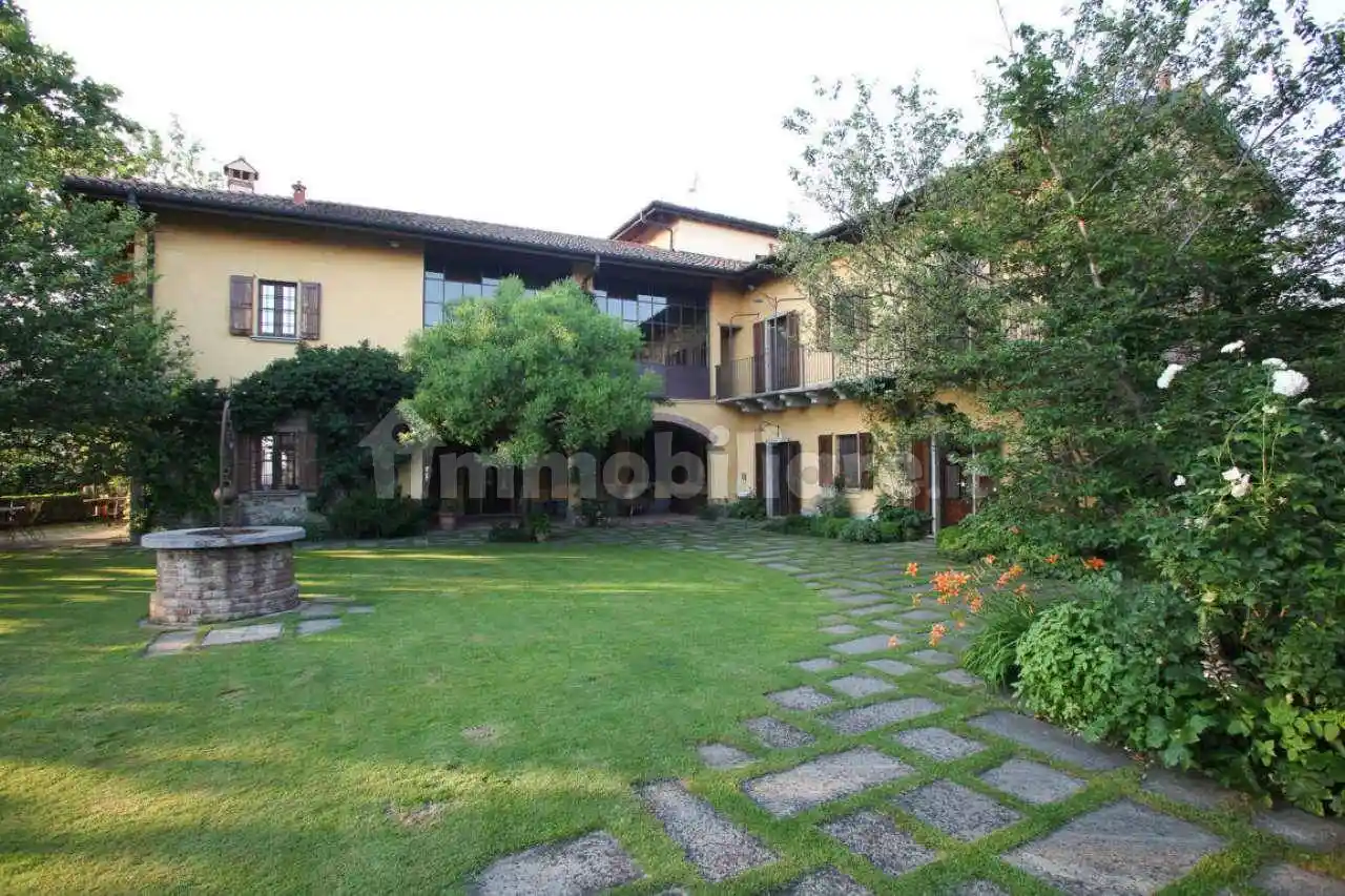 Villa in vendita a Merate