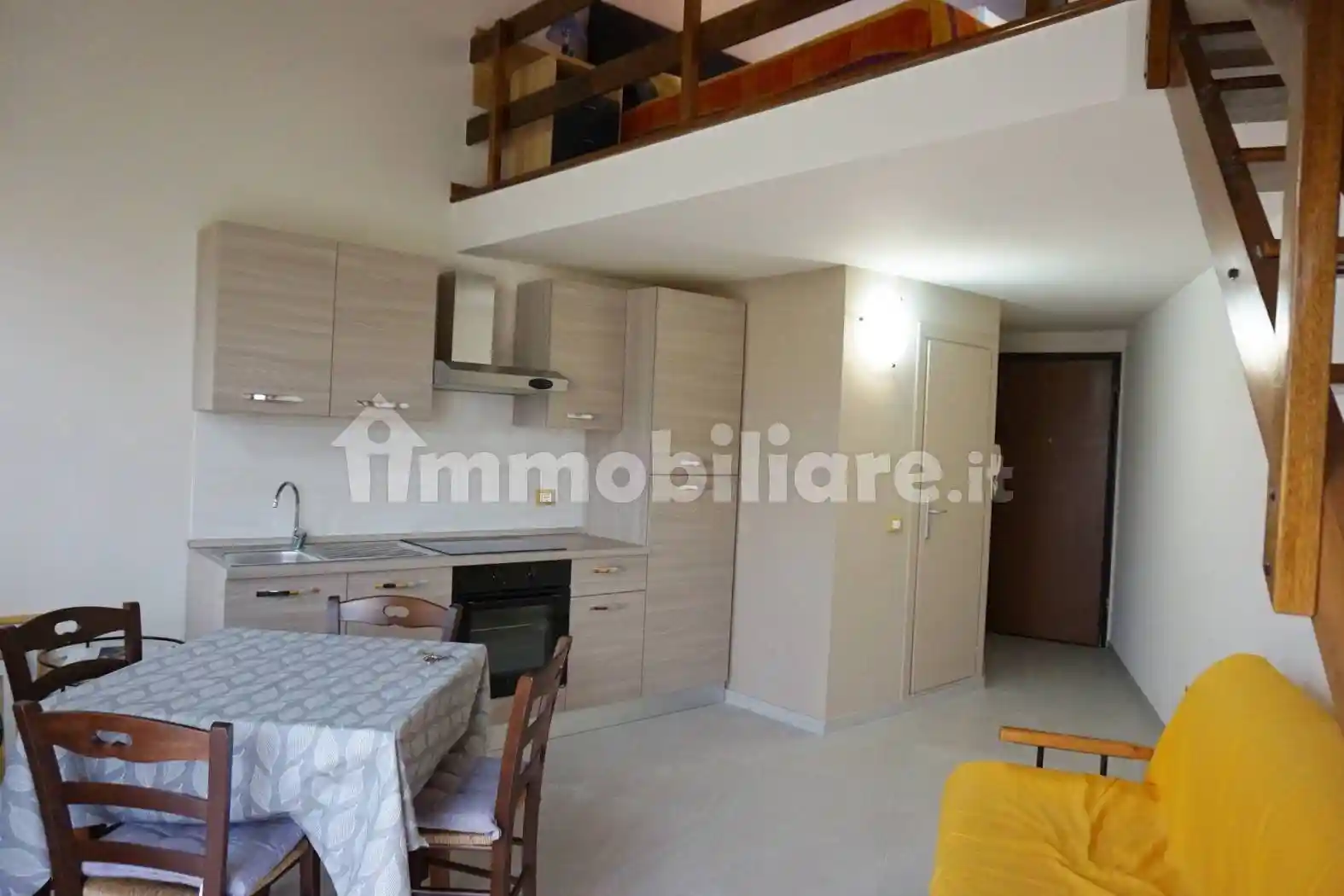 Appartamento in affitto a Sirmione