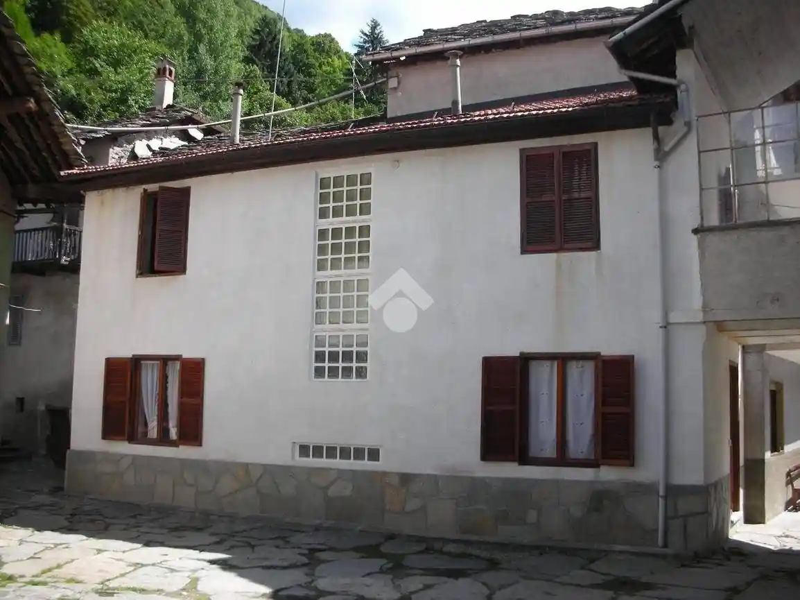 Casa indipendente in vendita a Groscavallo