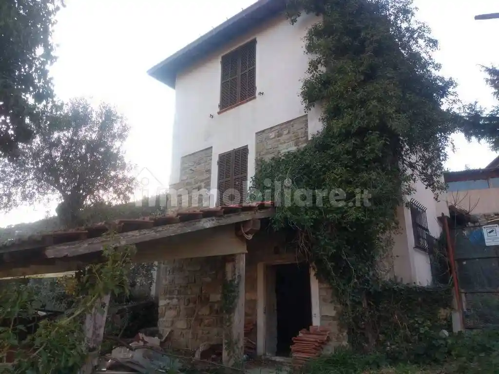 Villa in vendita a Apricale