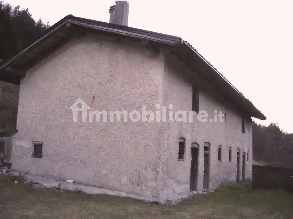 Rustico - Casale in vendita a Borgo Chiese