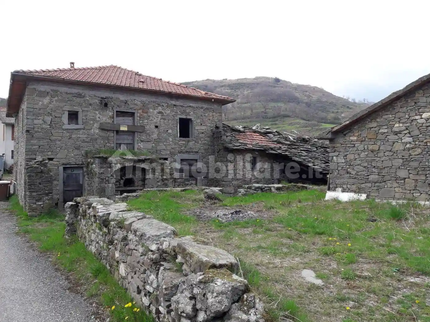 Rustico - Casale in vendita a Zeri