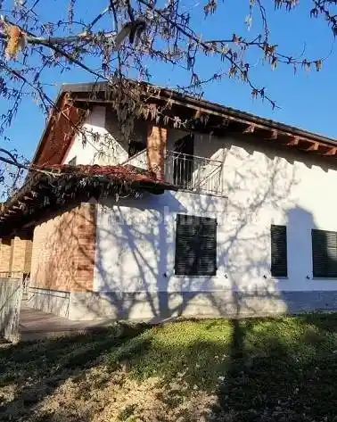 Villa in vendita a Montegrosso d'Asti