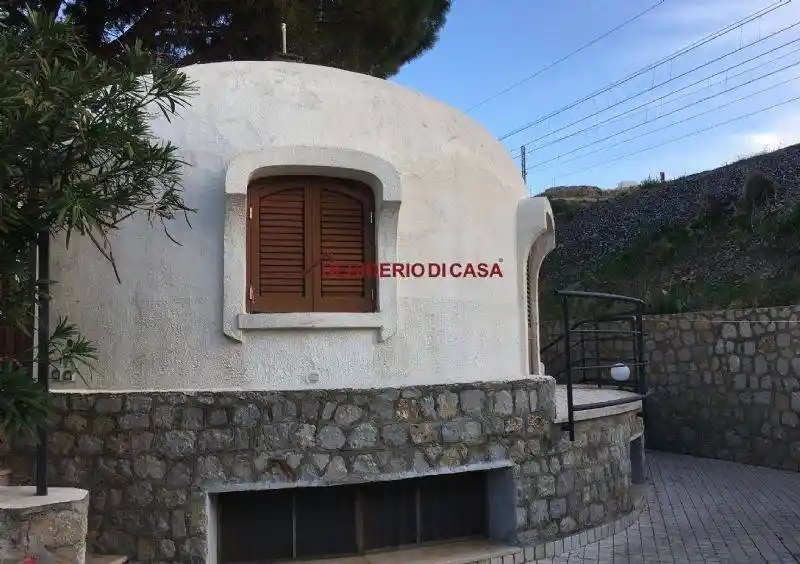 Appartamento in affitto a Altavilla Milicia