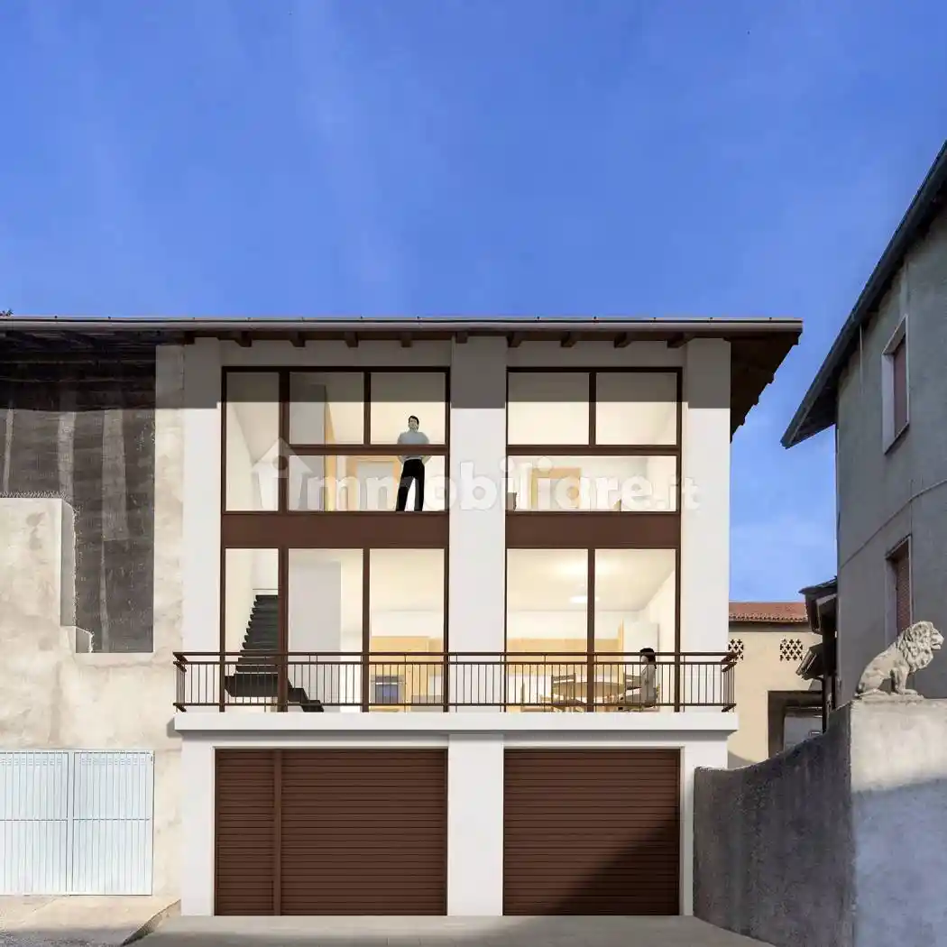 Casa indipendente in vendita a Casnate con Bernate