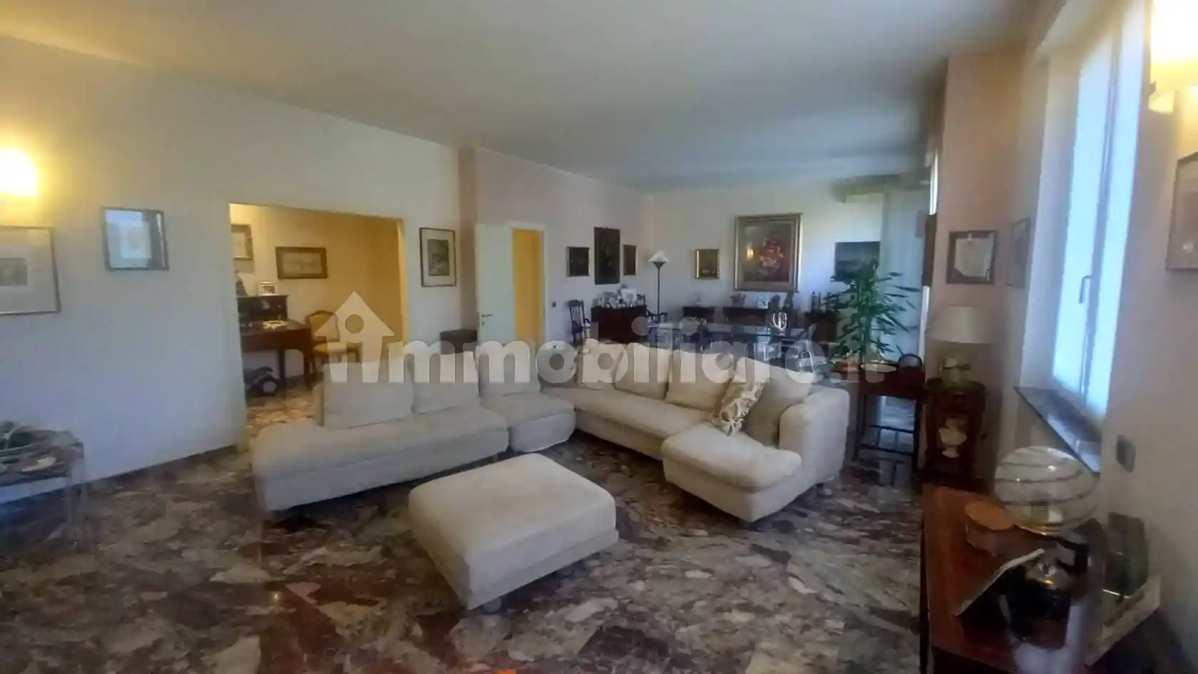 Appartamento in vendita a Piacenza