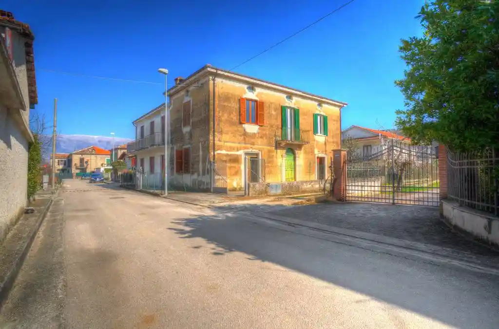 Rustico - Casale in vendita a Isola del Liri