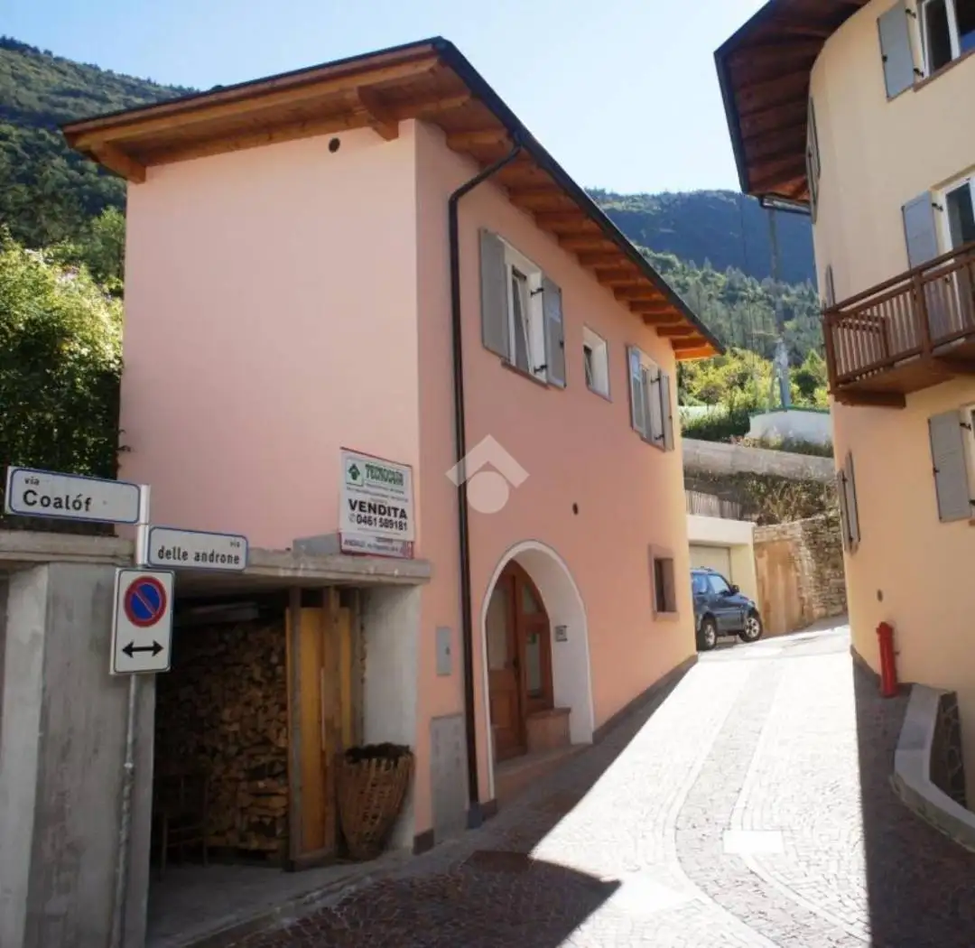 Casa indipendente in vendita a Spormaggiore