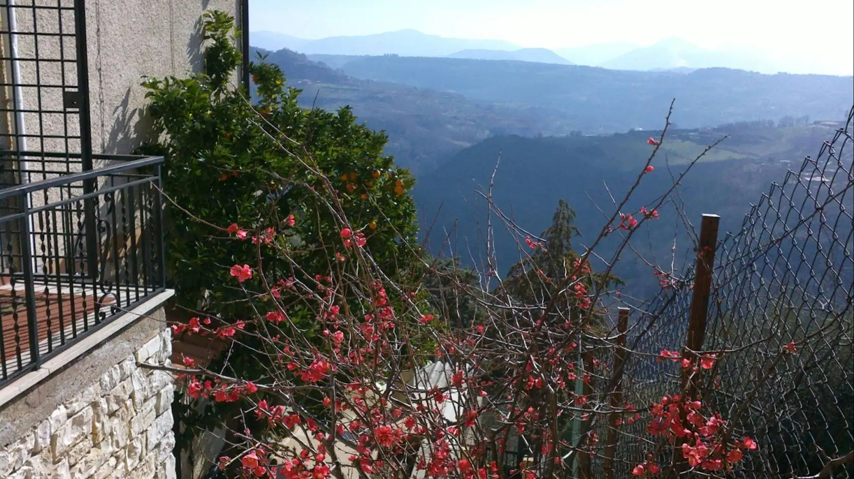 Palazzo - Edificio in vendita a Mompeo