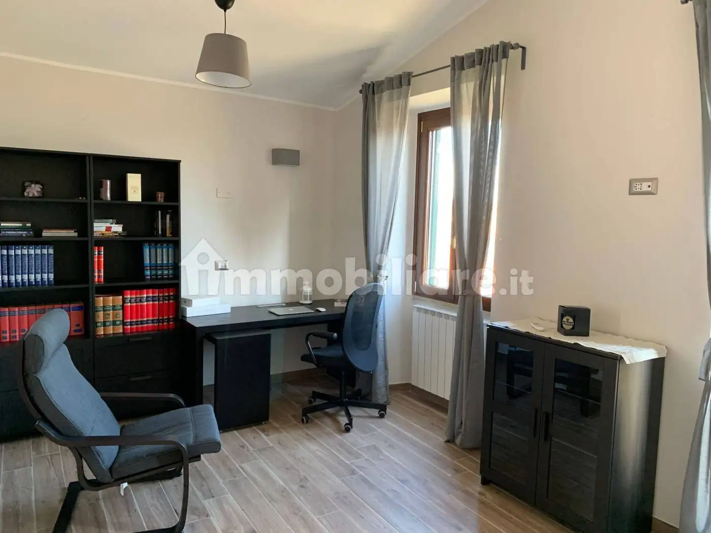 Appartamento in affitto a Gallese