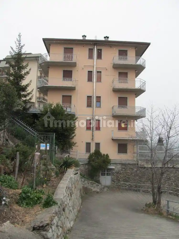 Appartamento in vendita a Teglio