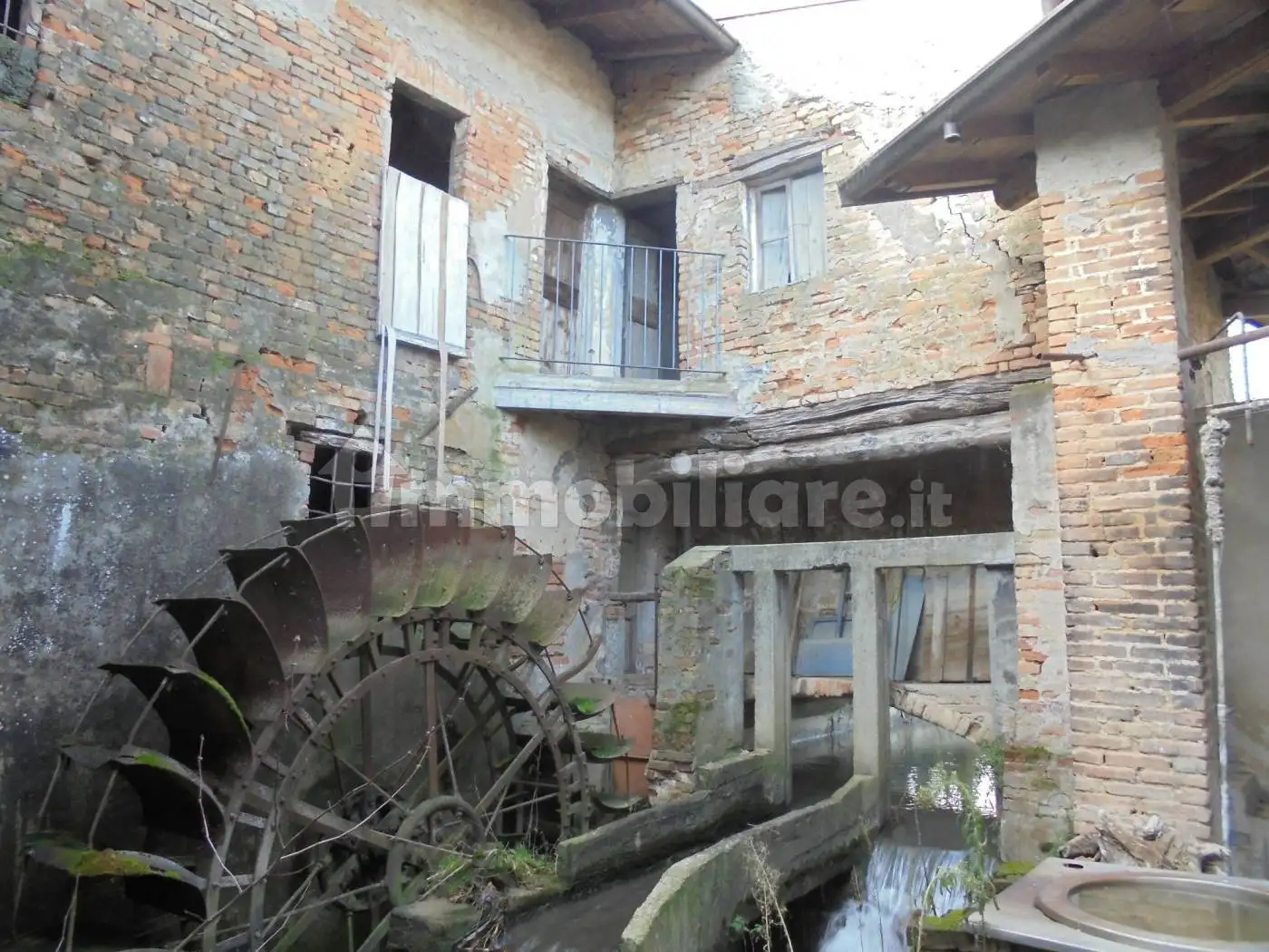 Rustico - Casale in vendita a Cappella Cantone