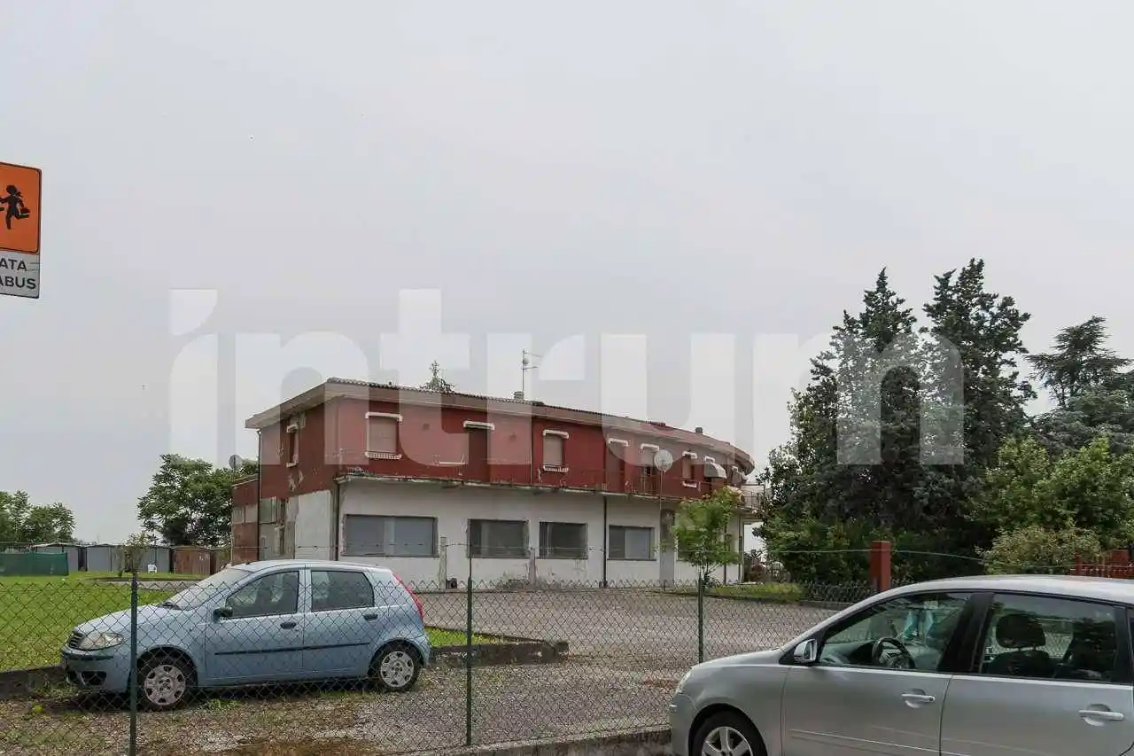 Appartamento in vendita a Carobbio degli Angeli