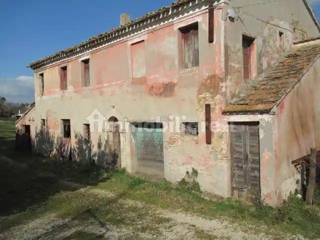 Rustico - Casale in vendita a Belvedere Ostrense