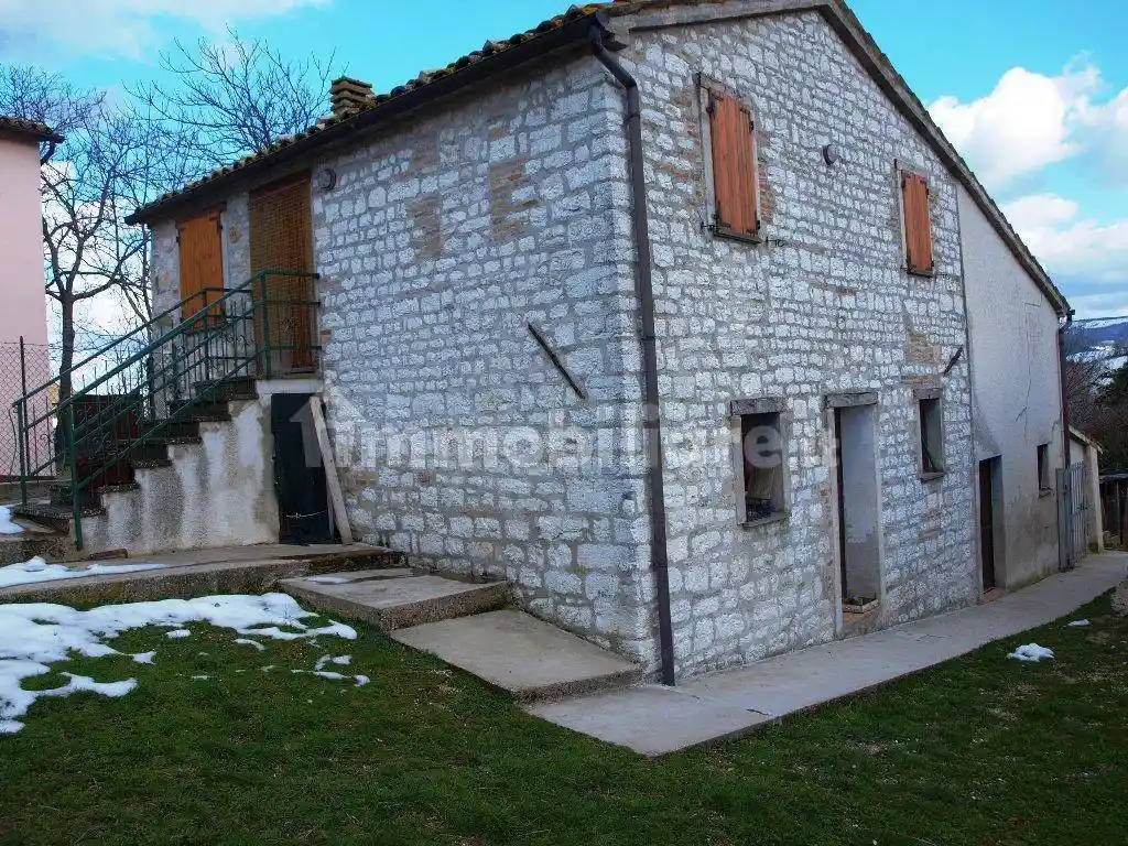 Rustico - Casale in vendita a Arcevia