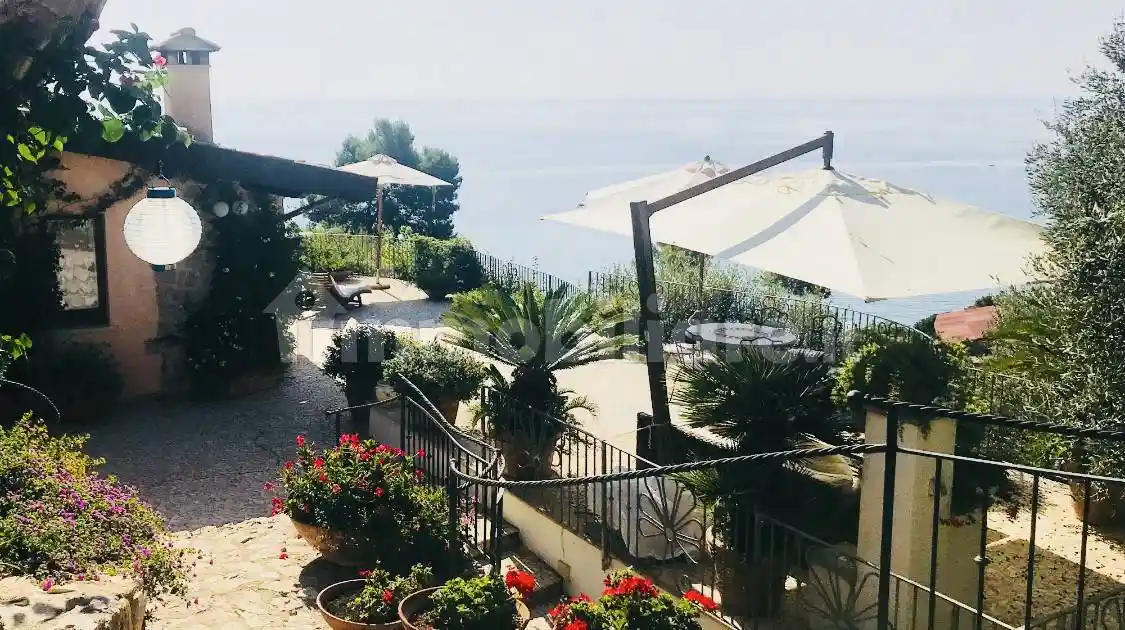 Villa bifamiliare via piazza Palatina 17, Panoramica, Terracina - foto 4