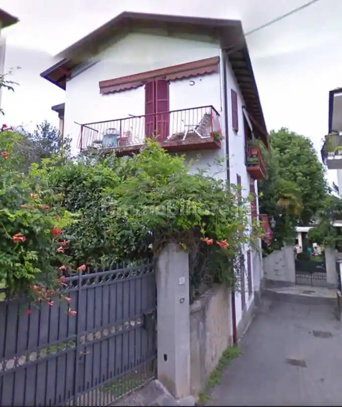 Appartamento in vendita a Lesa