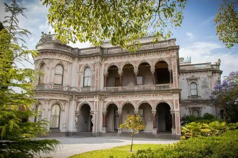 Palazzo - Edificio in vendita a Orbetello