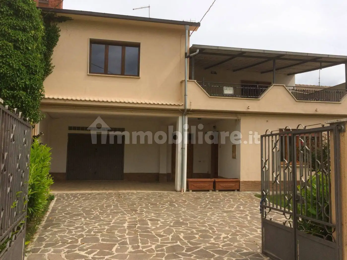 Villa in vendita a Ortucchio